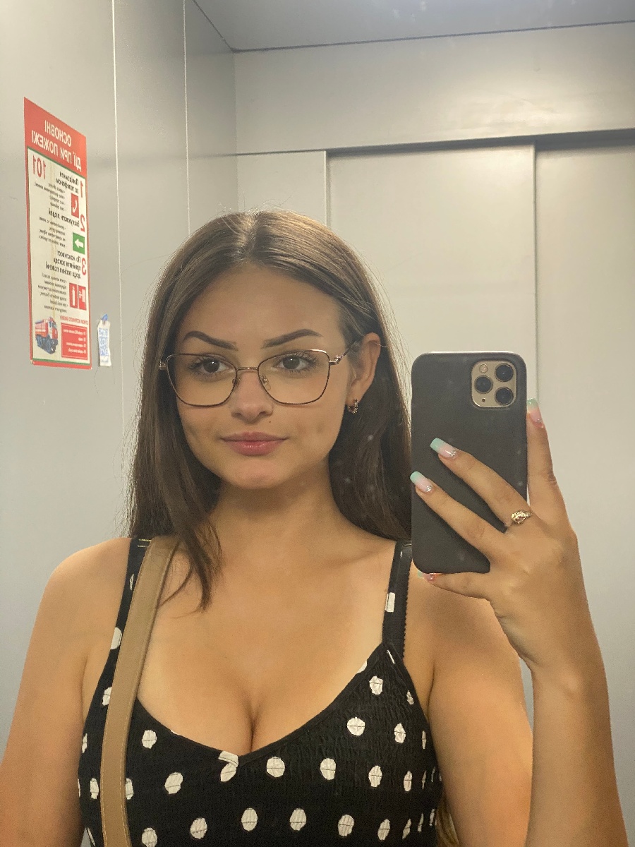 Sexy model Stacy in Soledad